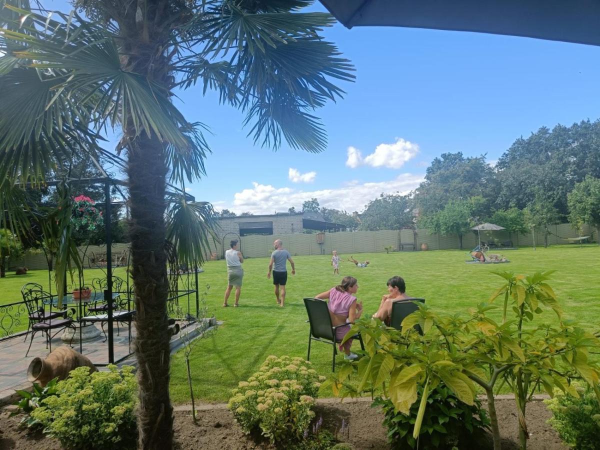 B&B Casa Roman & Vakantiewoning Voor 1 Pers Tot Max 32 Personen Zonhoven Kültér fotó