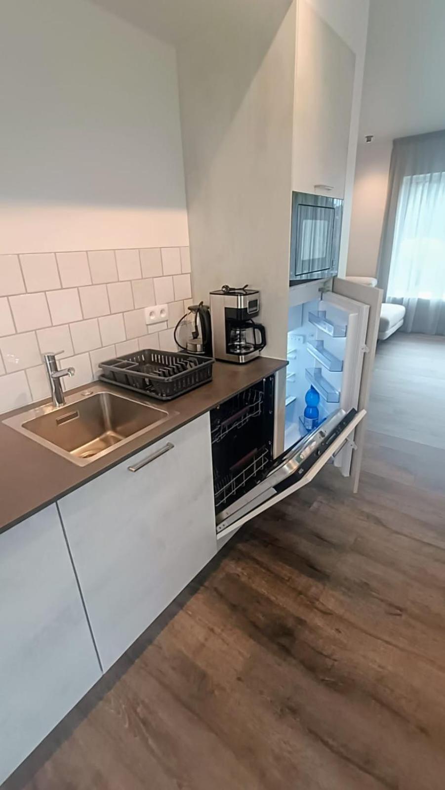 B&B Casa Roman & Vakantiewoning Voor 1 Pers Tot Max 32 Personen Zonhoven Kültér fotó