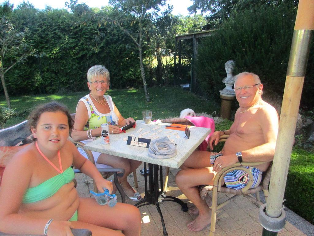 B&B Casa Roman & Vakantiewoning Voor 1 Pers Tot Max 32 Personen Zonhoven Kültér fotó